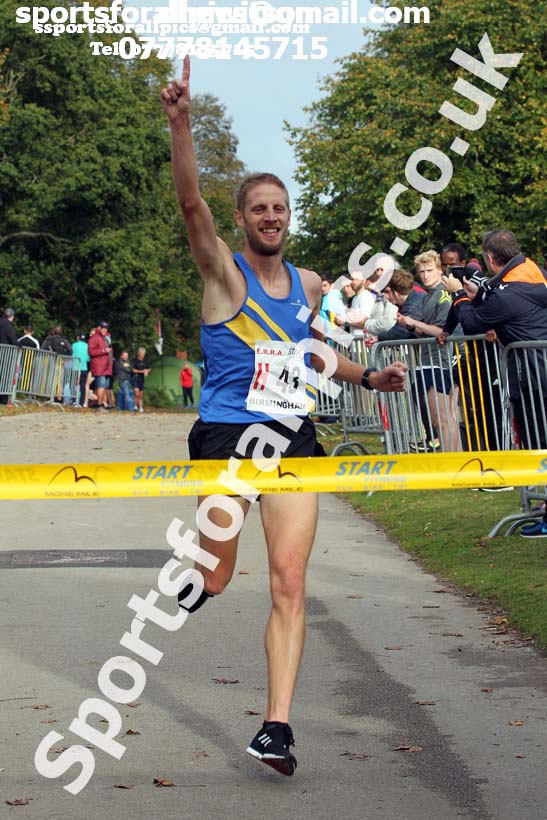 Senior mens 6 stage road relay, 2019 ERRA 6 and 4 Stage Relay and Young Athletes.  Photo: David T. Hewitson/Sports for All Pics